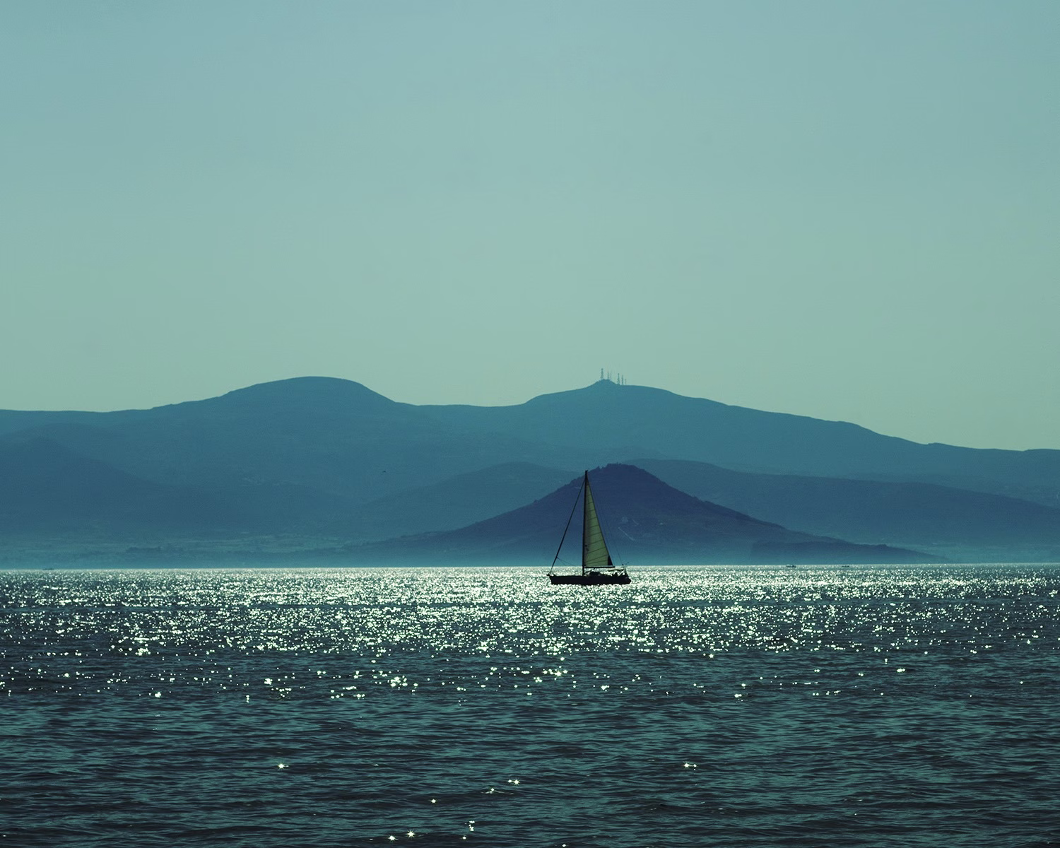 Yacht in Morning light blog image